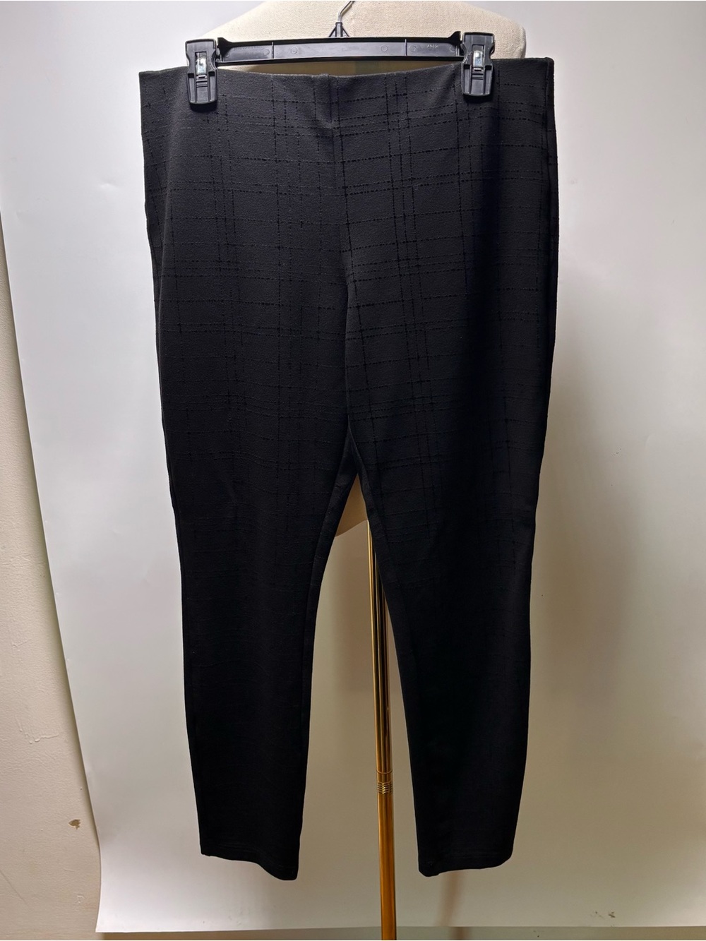 Nanette Lepore Textured Black Pull On Pants Size Large
